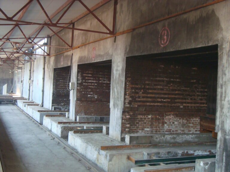 Tunnel kiln clay brick plant photo for continuous firing and automatic production