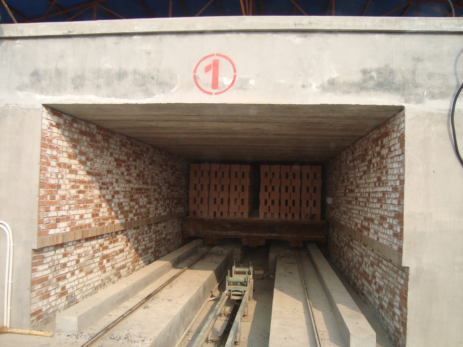 Tunnel kiln firing and handling area