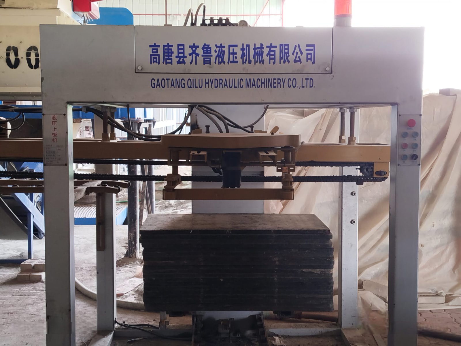 Concrete block plant installation by NES